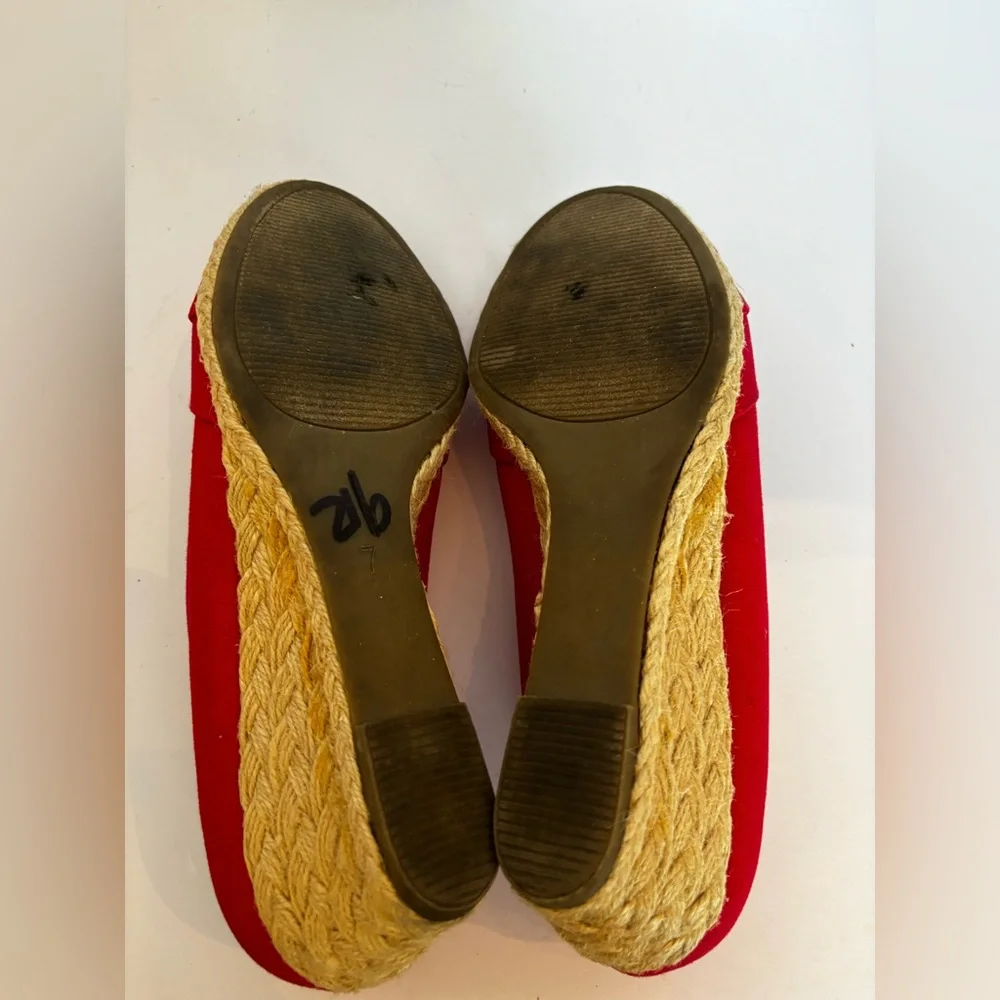 Coach and Four Red Peep Toe Wedge Espadrille Women's Size 7